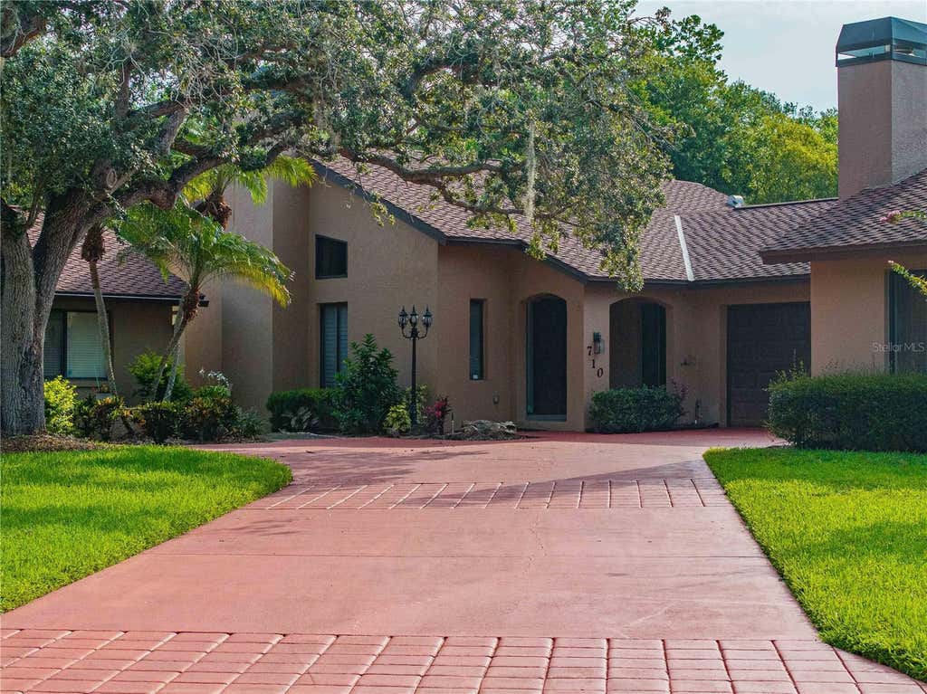 Photo of 710 Loma Linda Court, Brandon, FL 33511 (MLS # TB8525792)