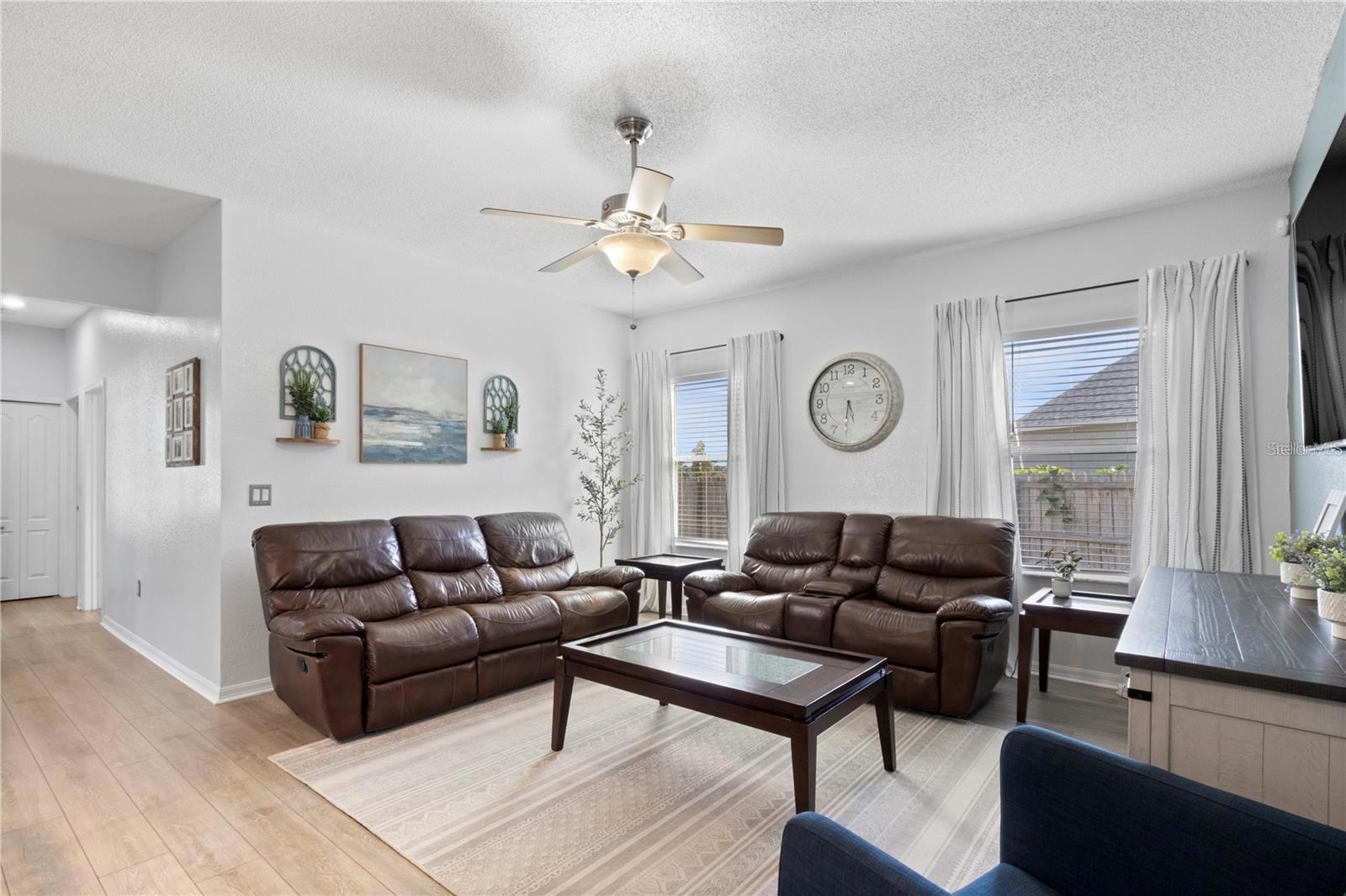 OAK PRESERVE PH 02 - Residential