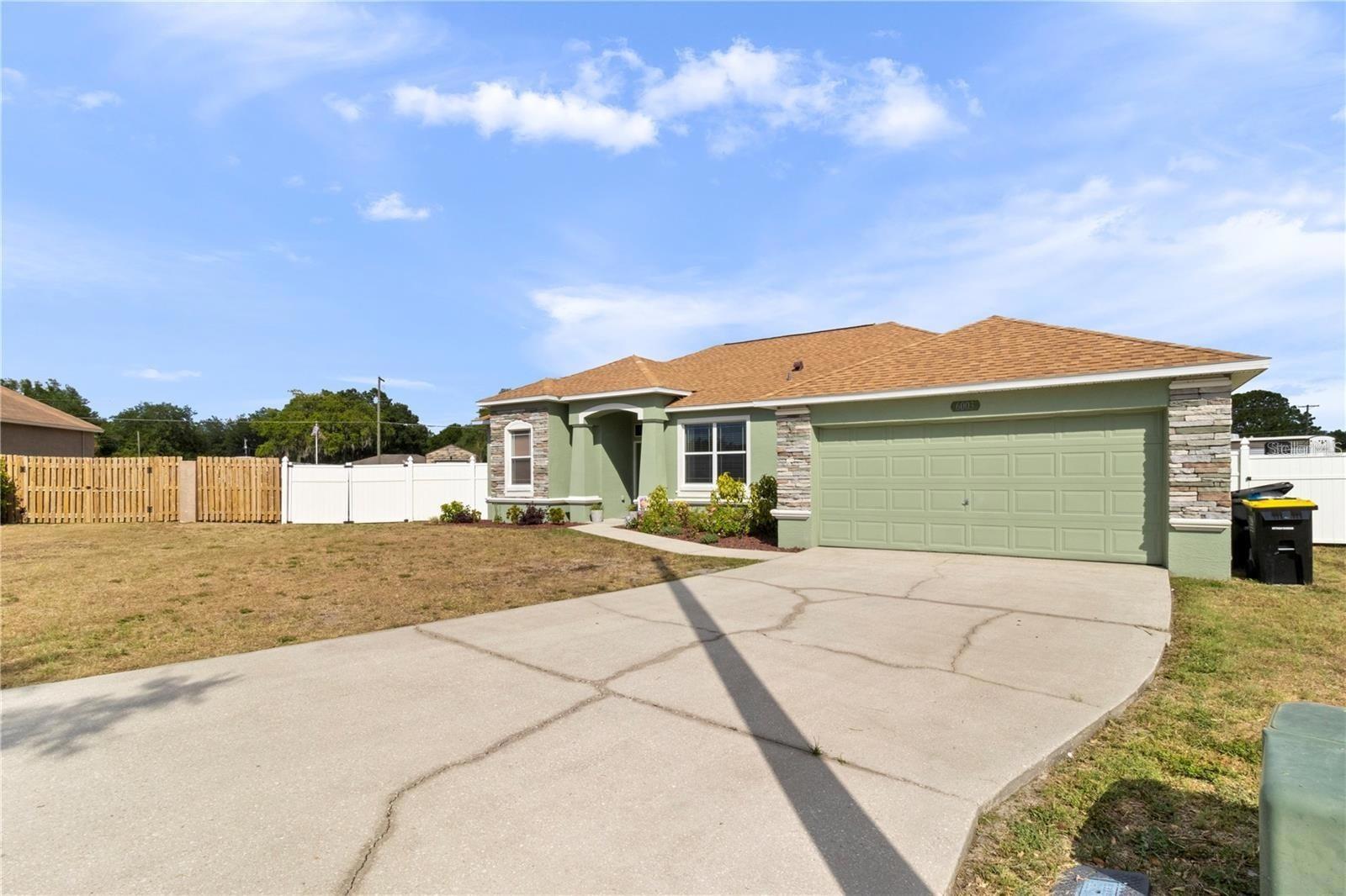 OAK PRESERVE PH 02 - Residential