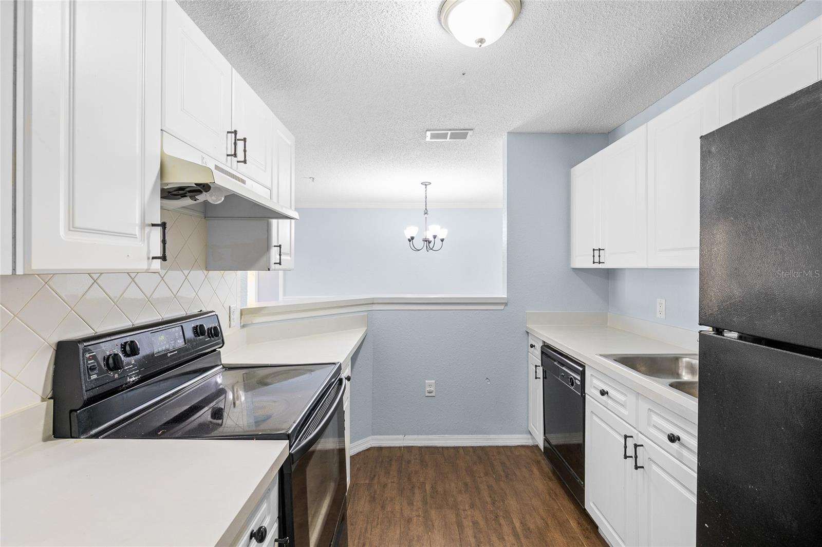 THE ENCLAVE AT RICHMOND PLACE - Residential