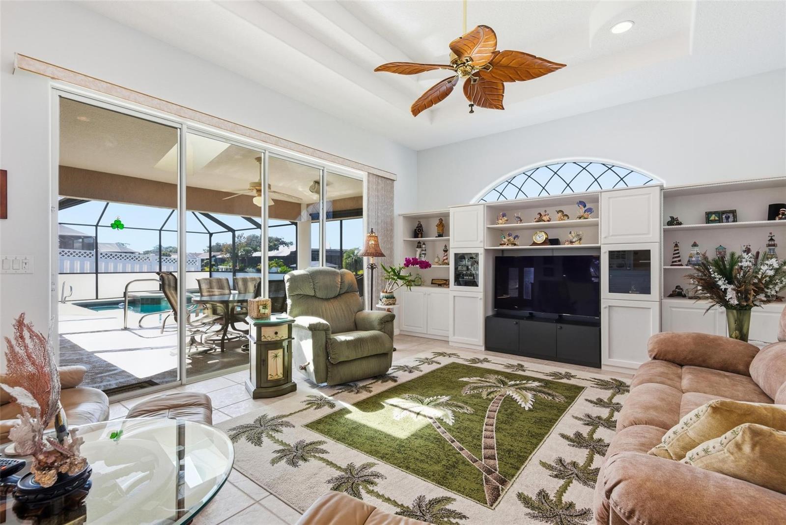 PALM HARBOR - Residential