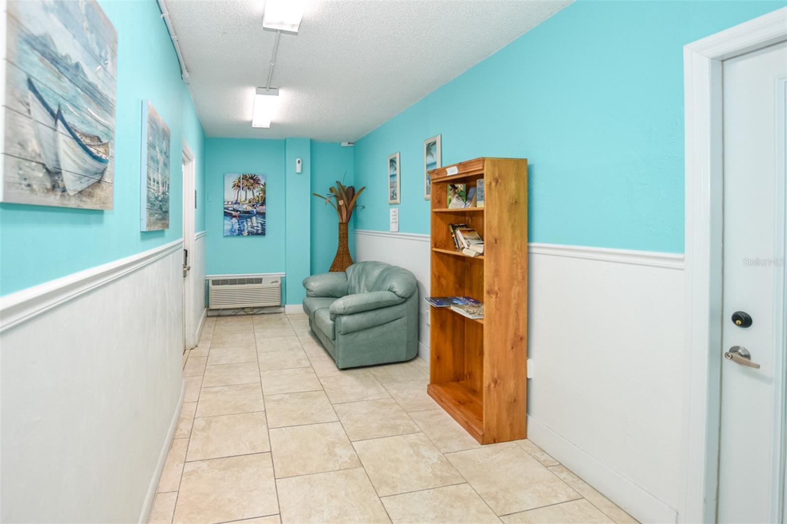 FOUNTAIN BEACH RESORT CONDO - Residential