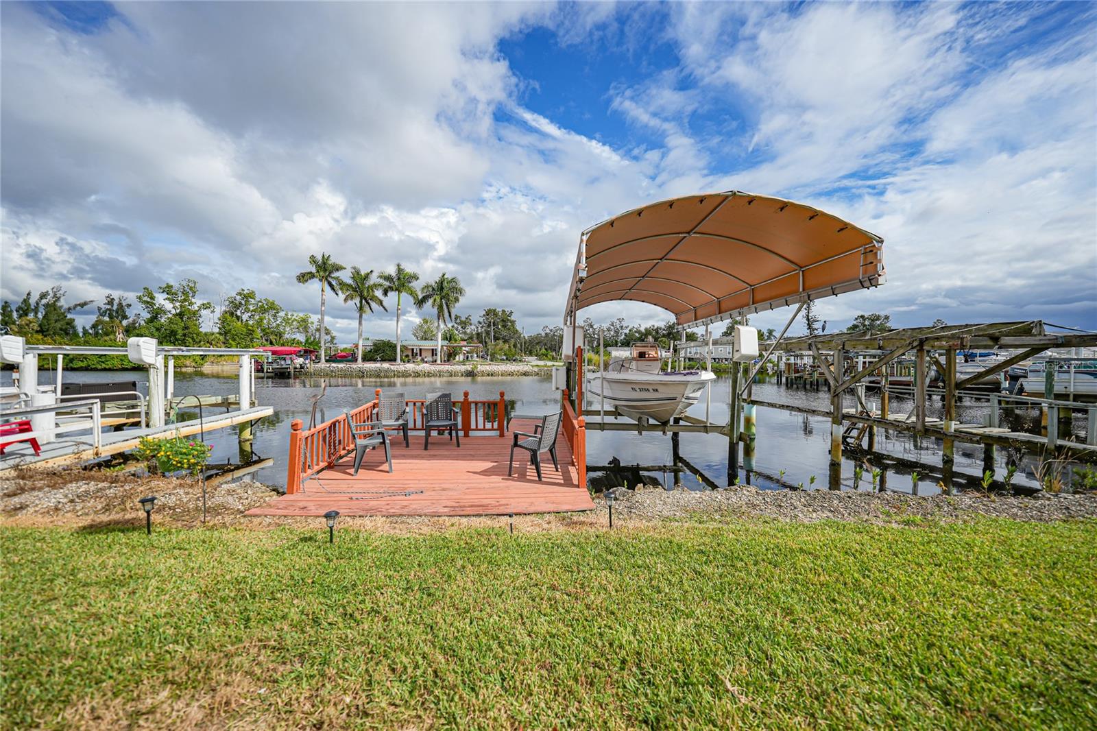 LAZY LAGOON MOB HME PARK COOP - Residential