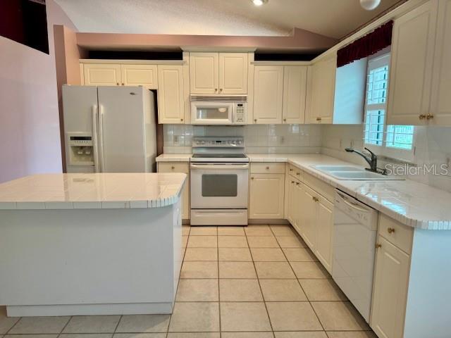 MISTY CREEK - Residential