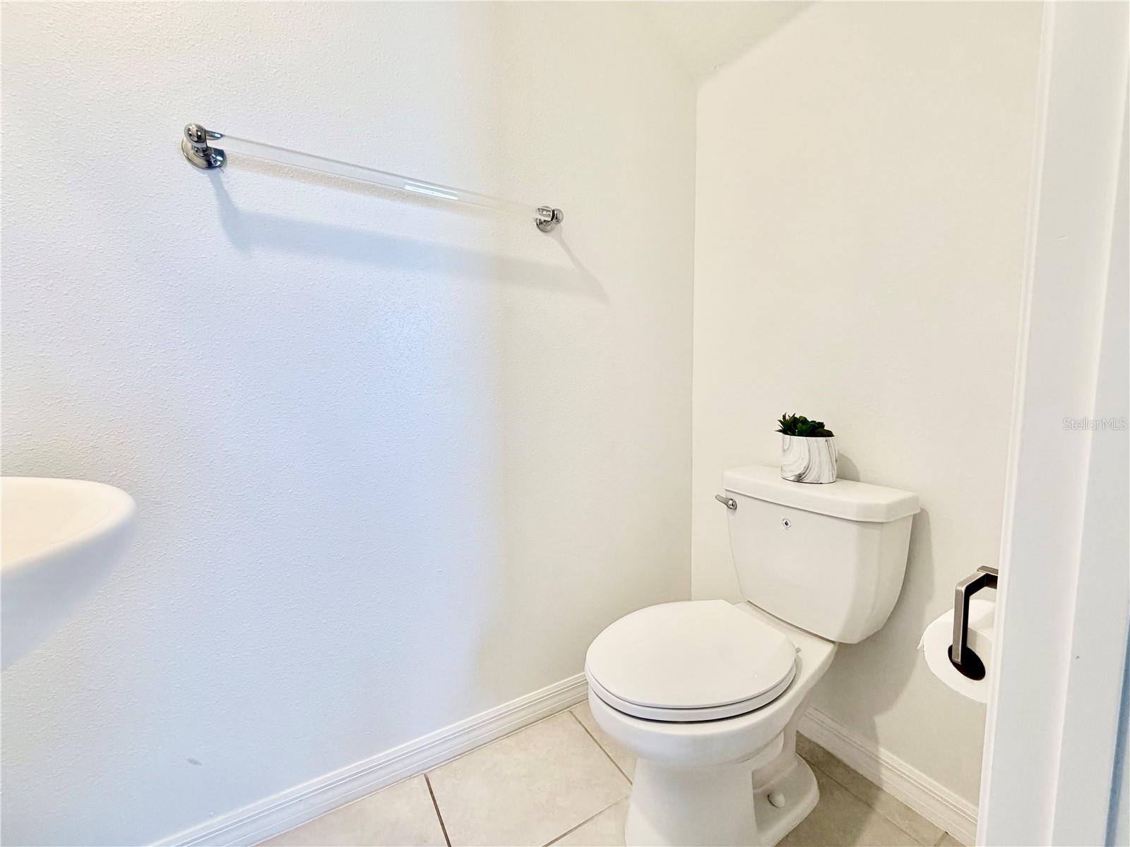 SOUTH SHORE POINTE - Residential Lease