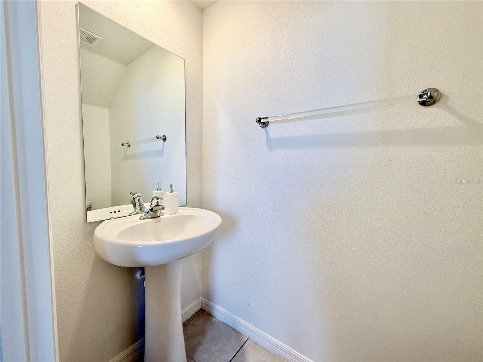 SOUTH SHORE POINTE - Residential Lease