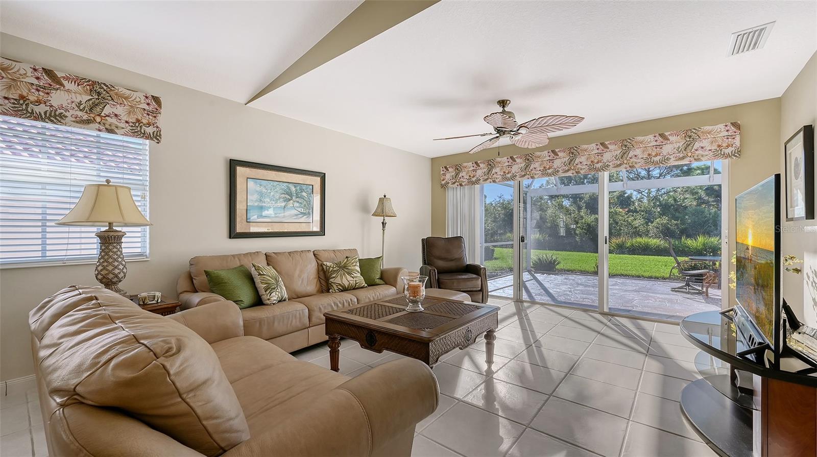 VILLAGEWALK - Residential