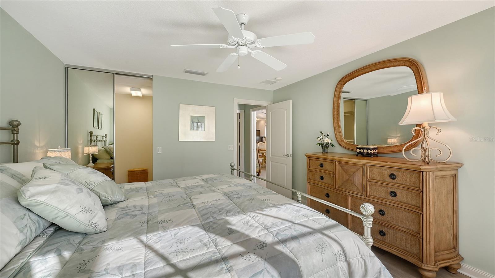 VILLAGEWALK - Residential