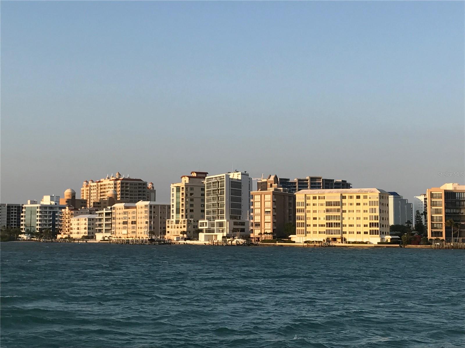 VILLAGEWALK - Residential