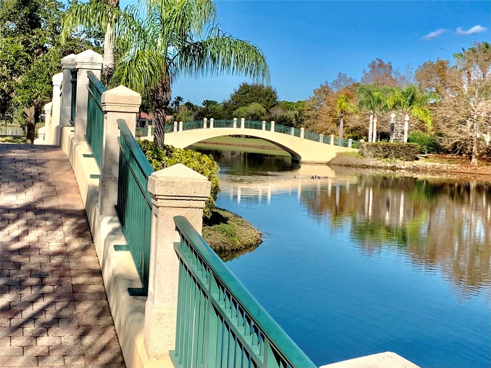 VILLAGEWALK - Residential