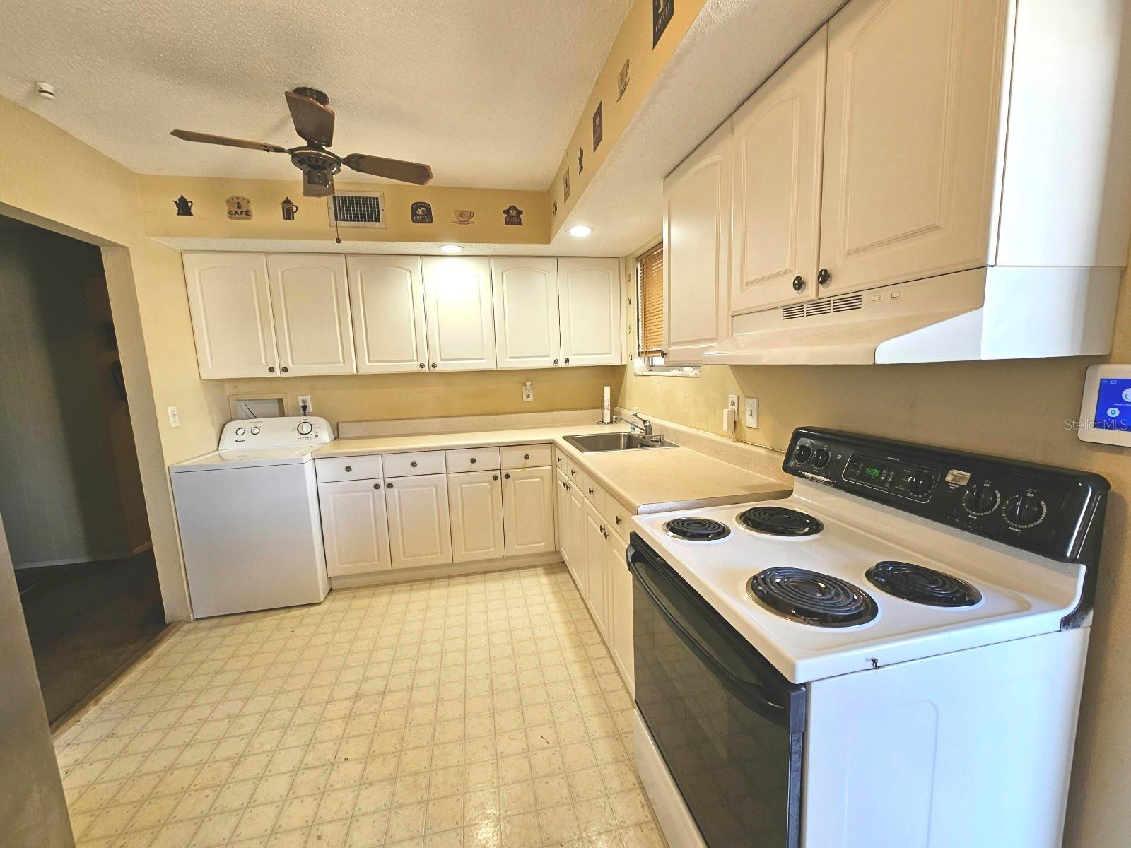 8179 COCO SOLO AVENUE