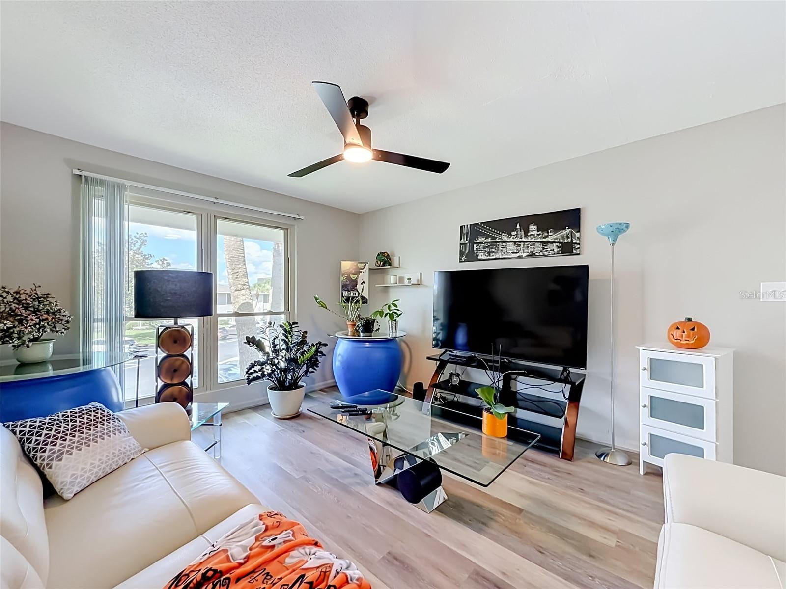 1935 CONWAY ROAD F5