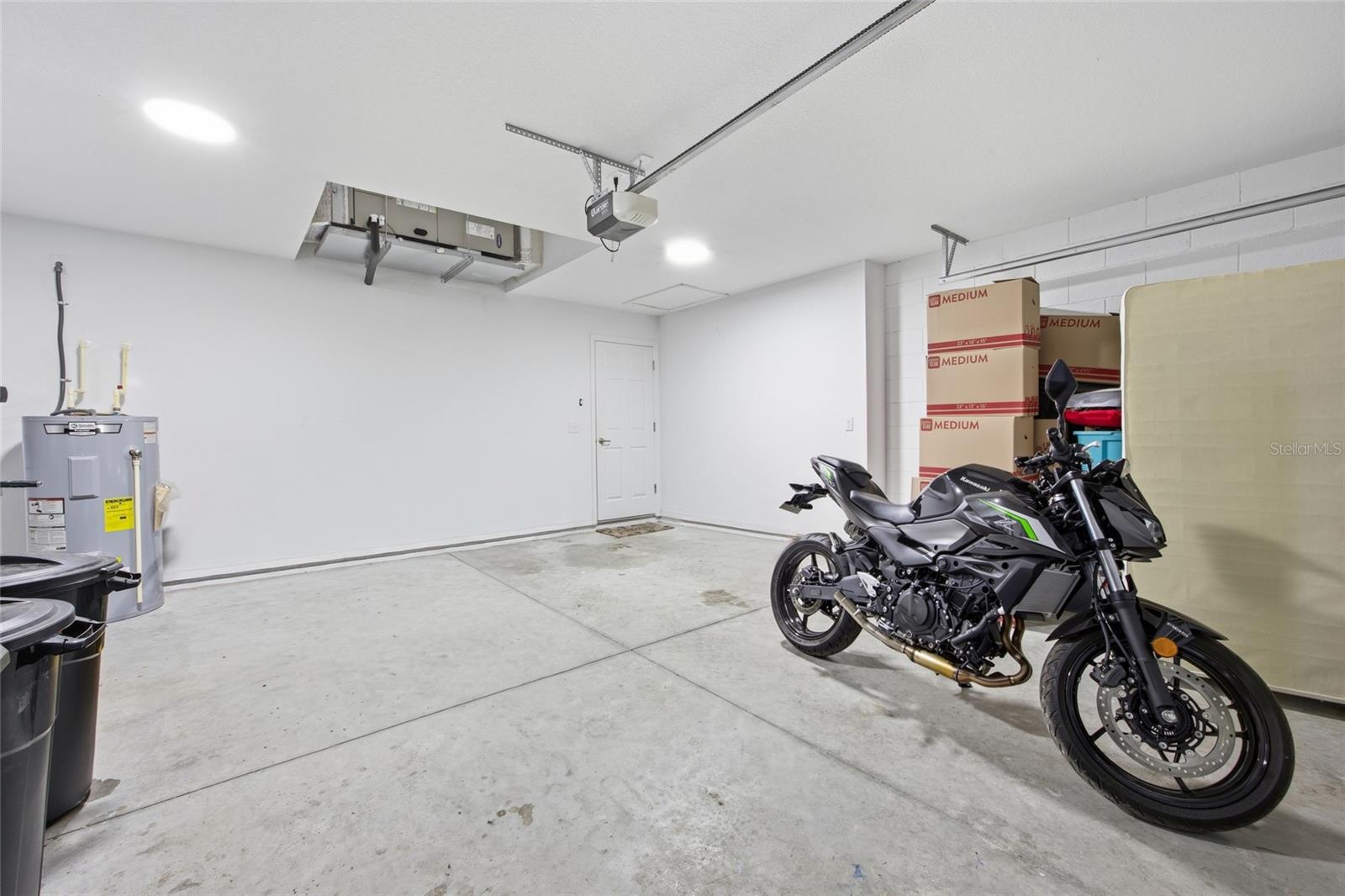 SILVER SPGS SHORES 44 - Residential