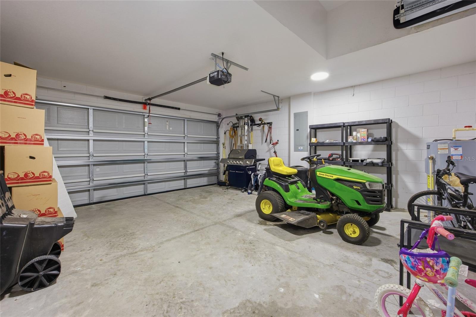 SILVER SPGS SHORES 44 - Residential