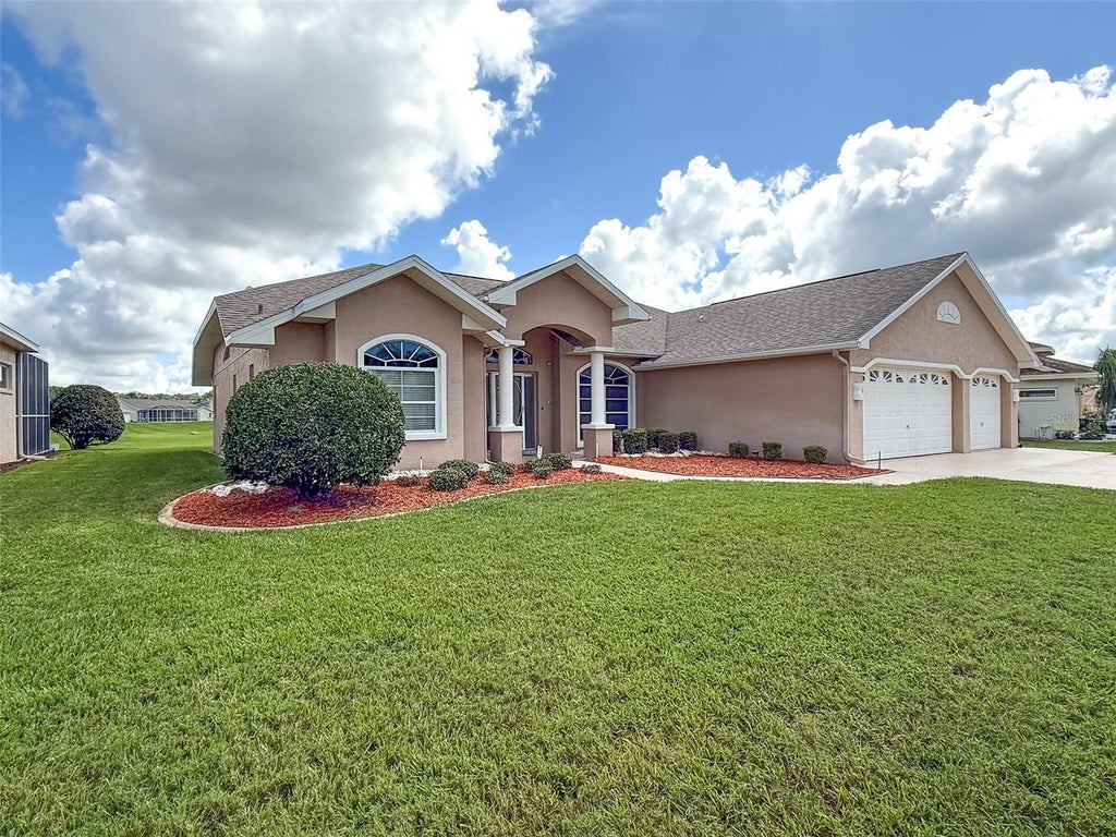 Photo of 8533 Coral Creek Loop, Hudson, FL 34667 (MLS # W7889062)