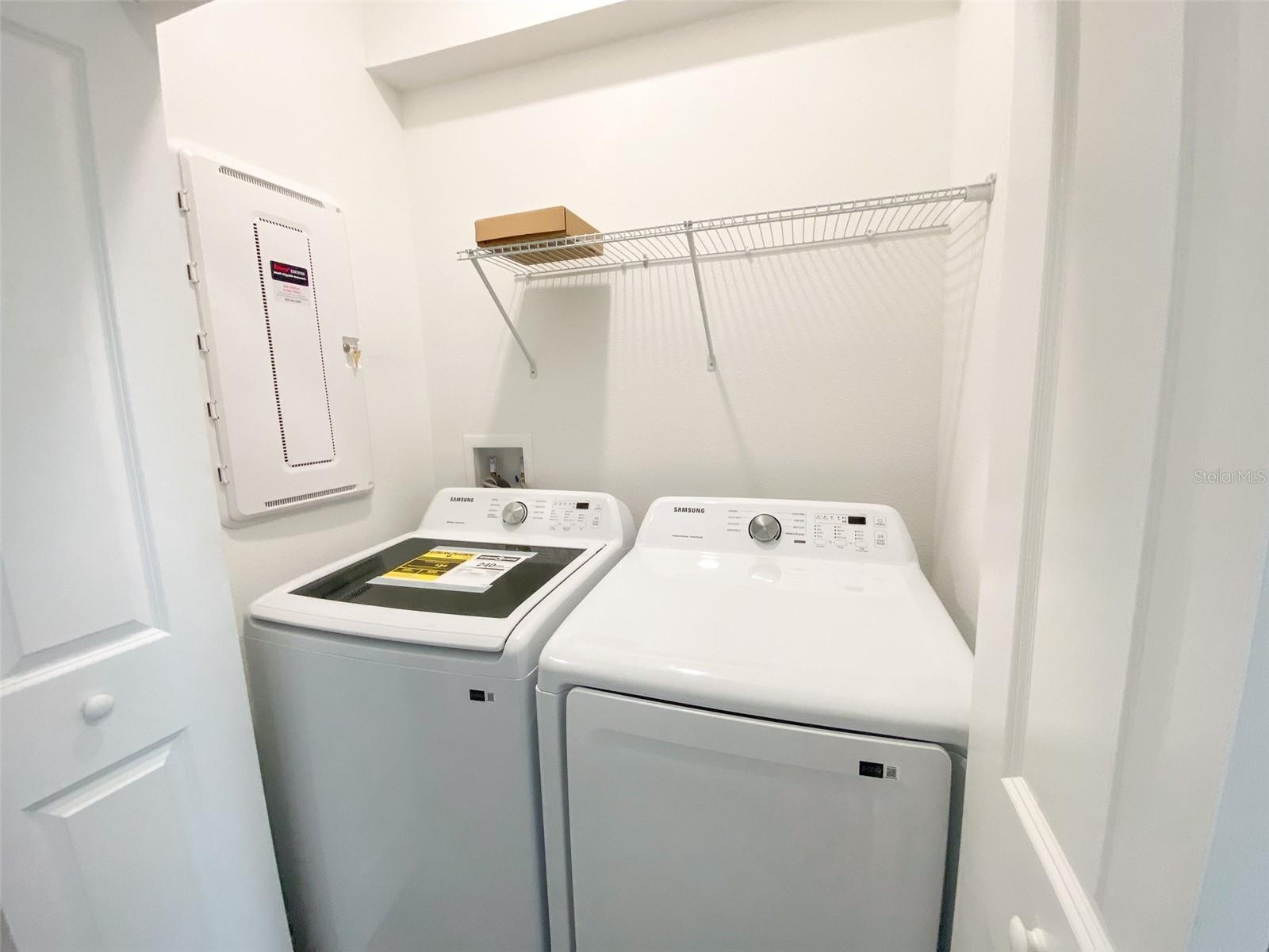 CHAMPIONS POINTE - Residential Lease