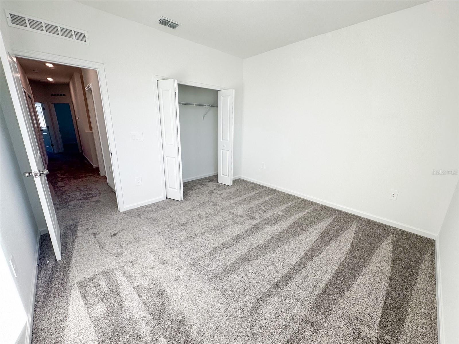 CHAMPIONS POINTE - Residential Lease