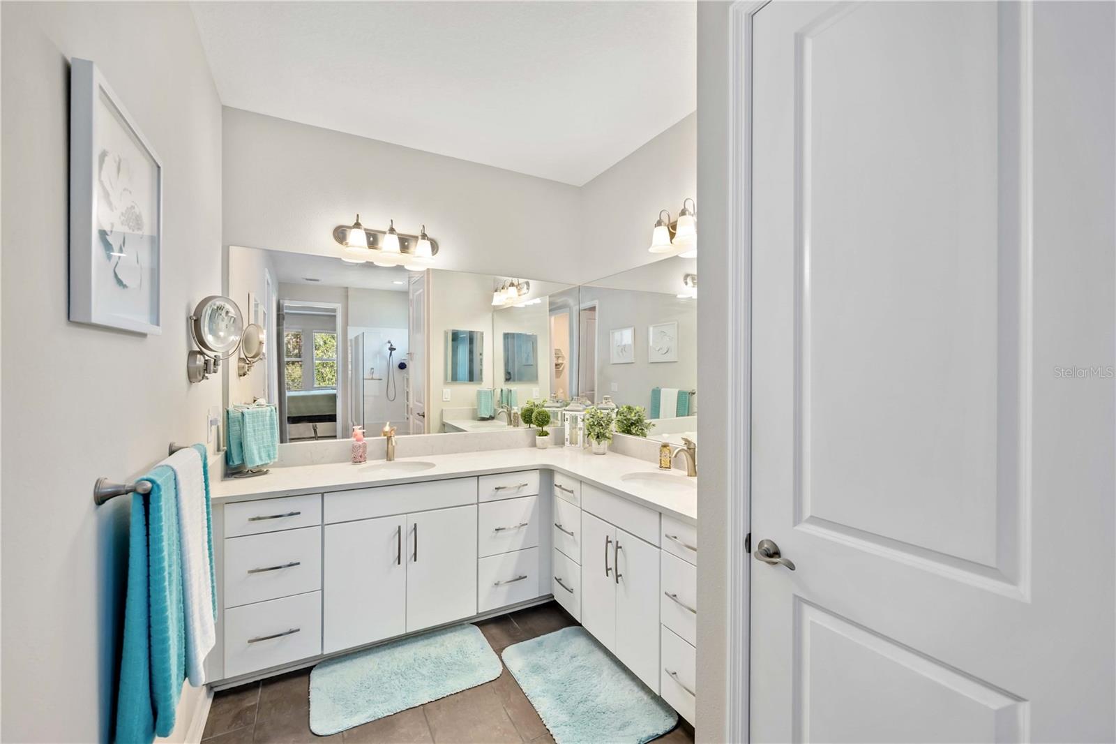 COVE AT TWIN RIVERS - Residential