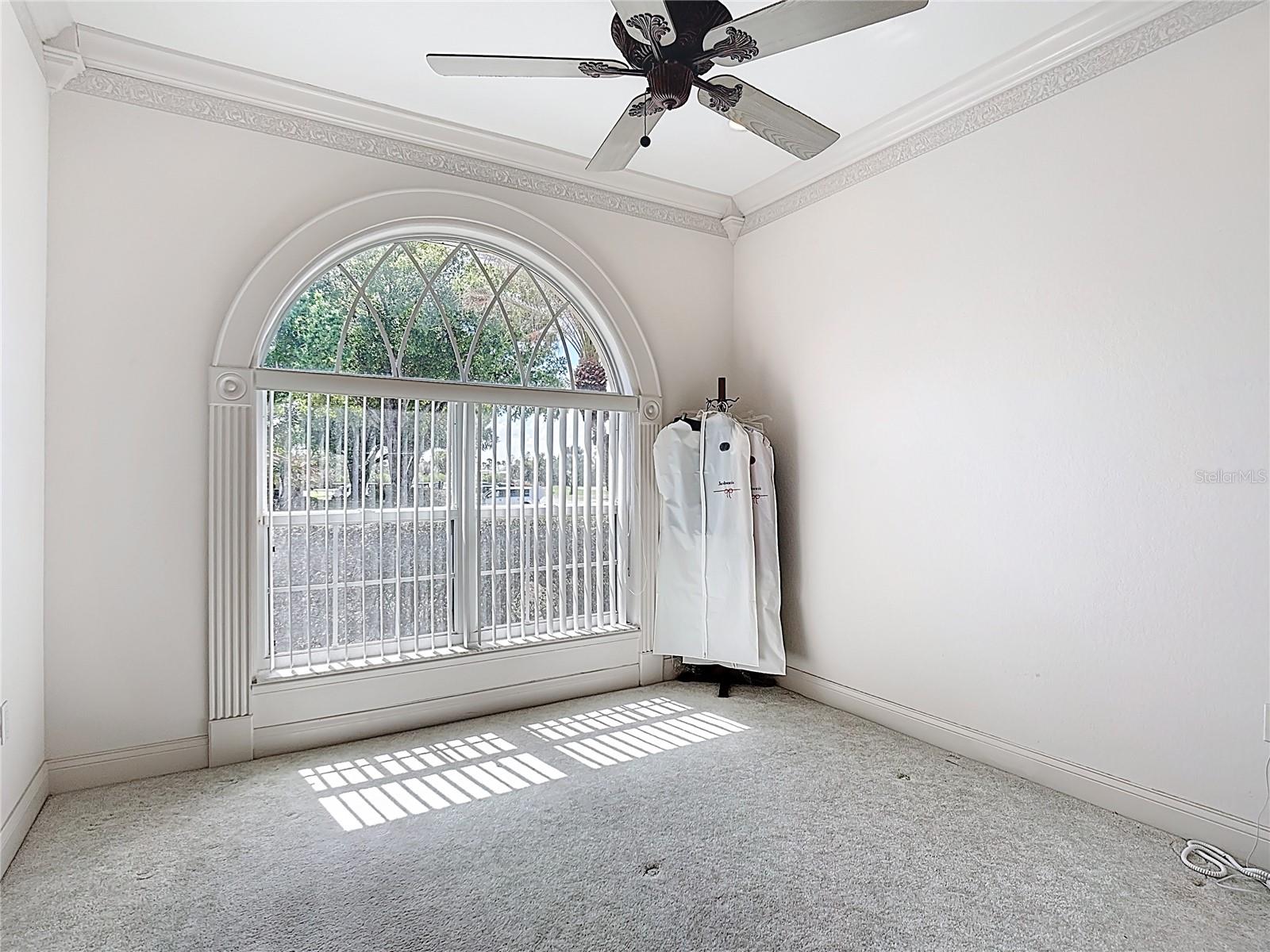 LAKE BESS COUNTRY CLUB - Residential