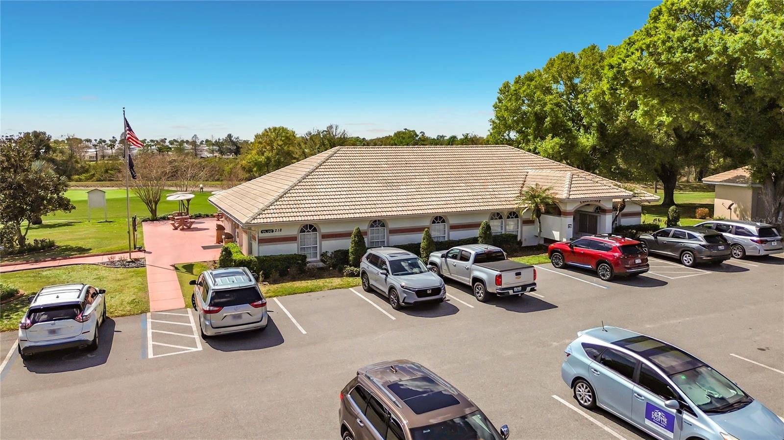 LAKE BESS COUNTRY CLUB - Residential