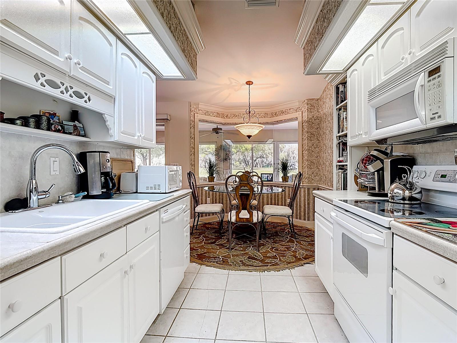 LAKE BESS COUNTRY CLUB - Residential