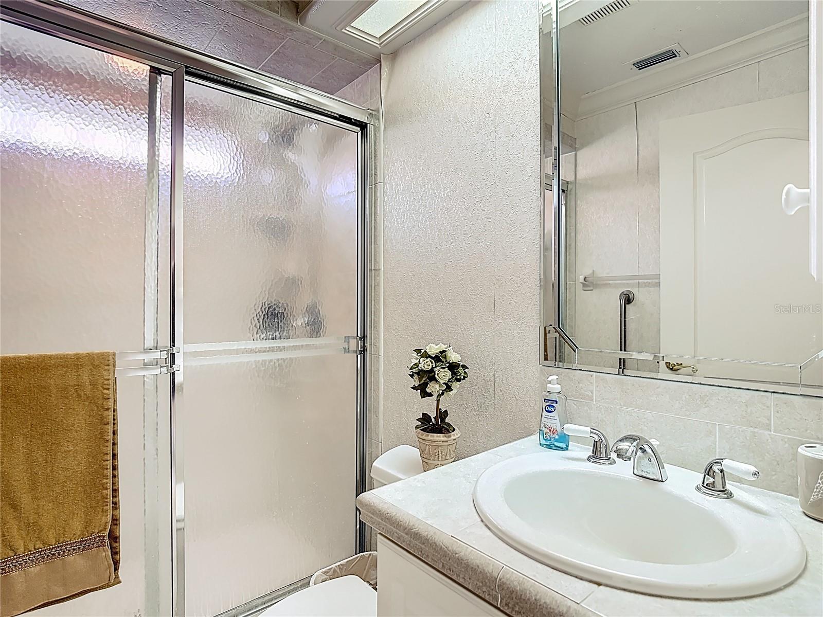 LAKE BESS COUNTRY CLUB - Residential