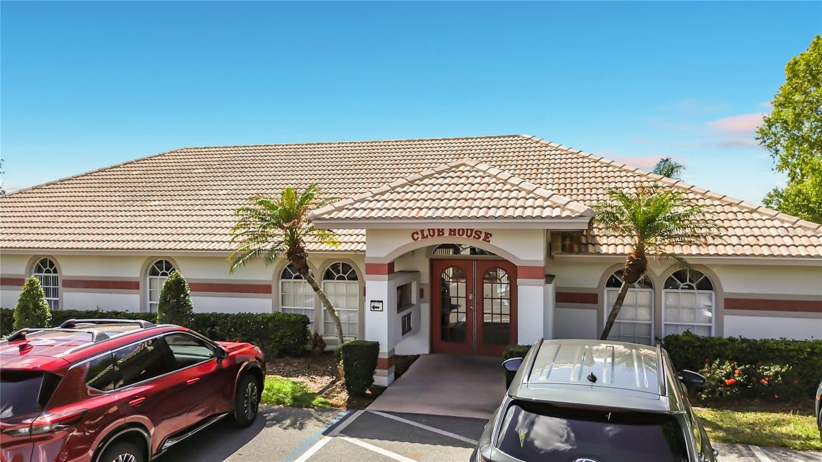 LAKE BESS COUNTRY CLUB - Residential