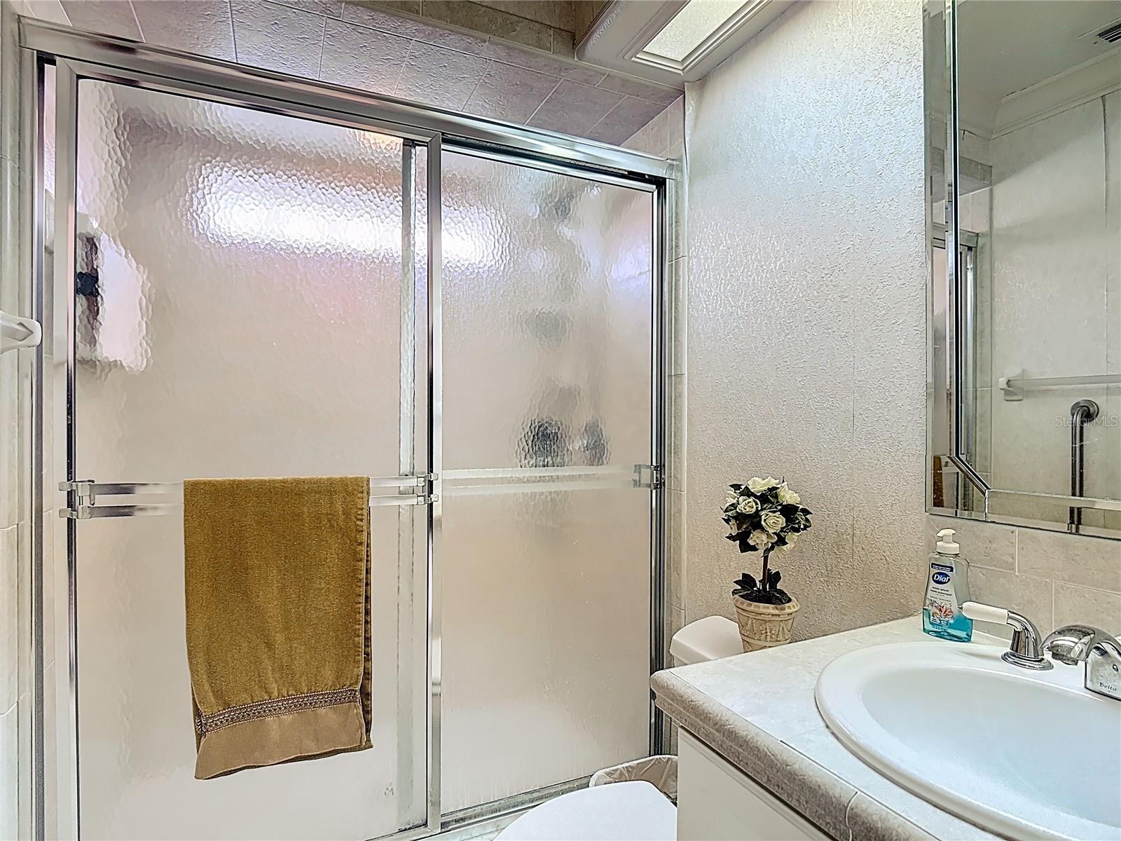 LAKE BESS COUNTRY CLUB - Residential