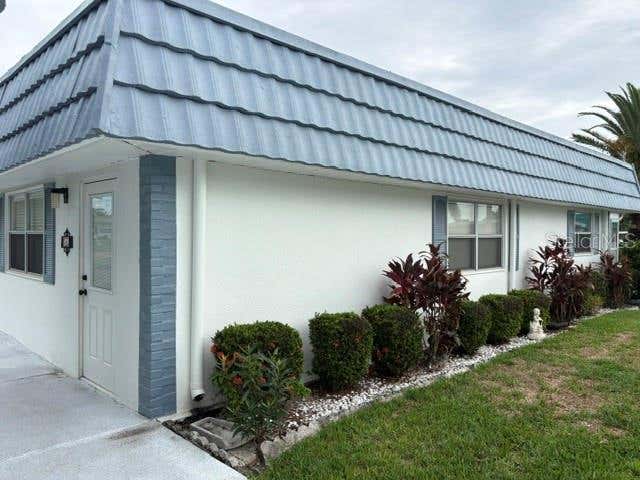 Photo of 1901 Andover Way #26, Sun City Center, FL 33573 (MLS # TB8519879)