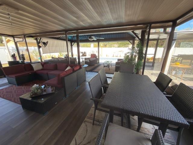 HICKORY LAKE ESTATES - Residential