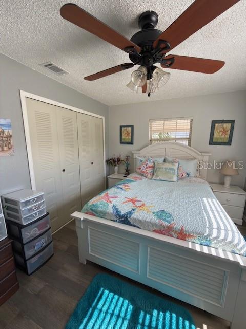 HICKORY LAKE ESTATES - Residential