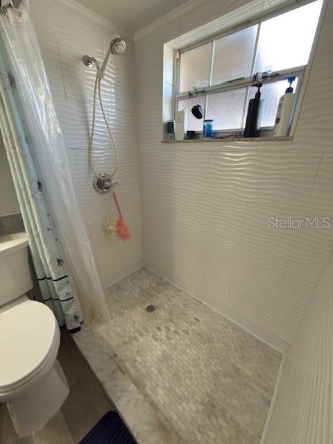 HICKORY LAKE ESTATES - Residential