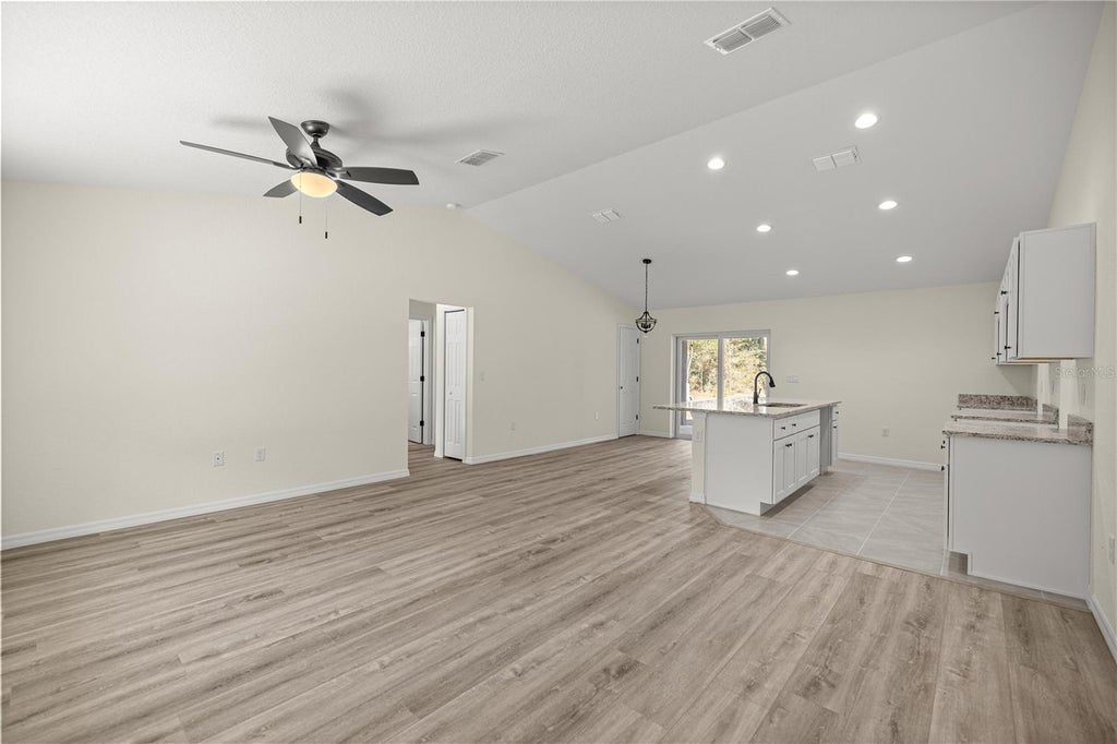 Photo of 40 Bay Drive, Ocklawaha, FL 32179 (MLS # OM732112)