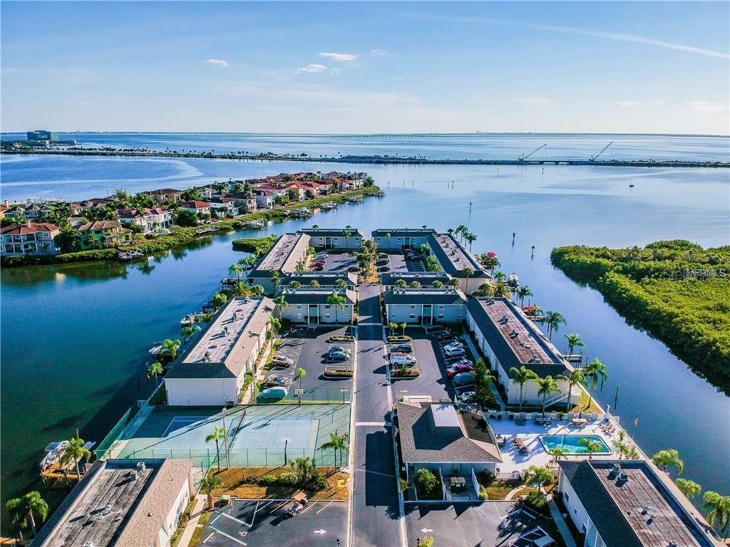 BAY POINTE WATERFRONT CONDOS - Residential Lease