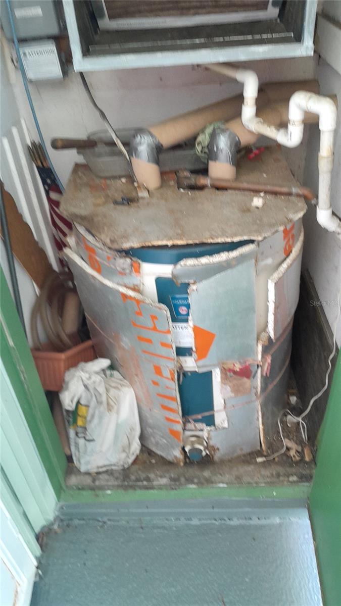 LIVE OAK VILLAGE CONDO - Residential