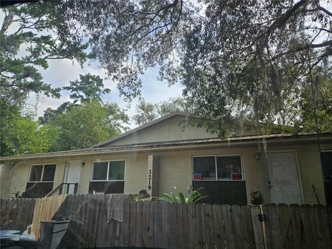 Photo of 3219 SW 26th Drive, Gainesville, FL 32608 (MLS # GC534502)