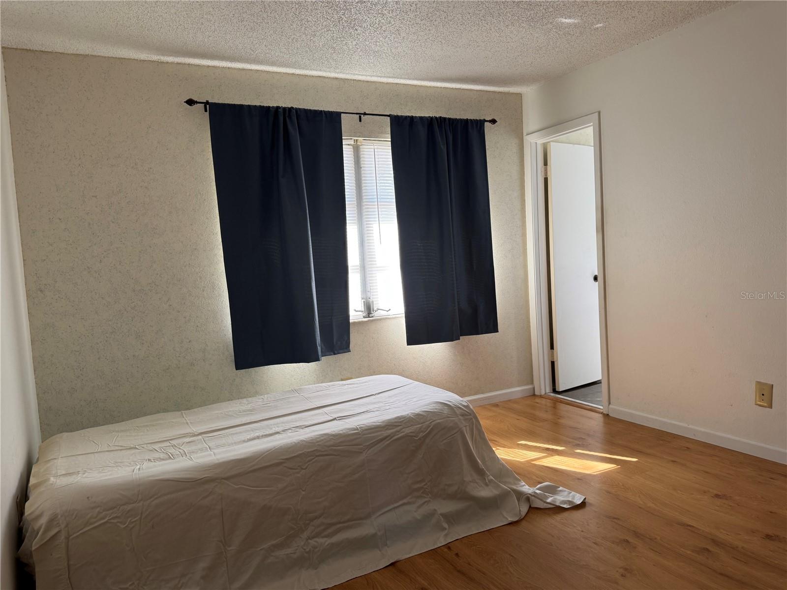 FAIRWAY OAKS - Residential