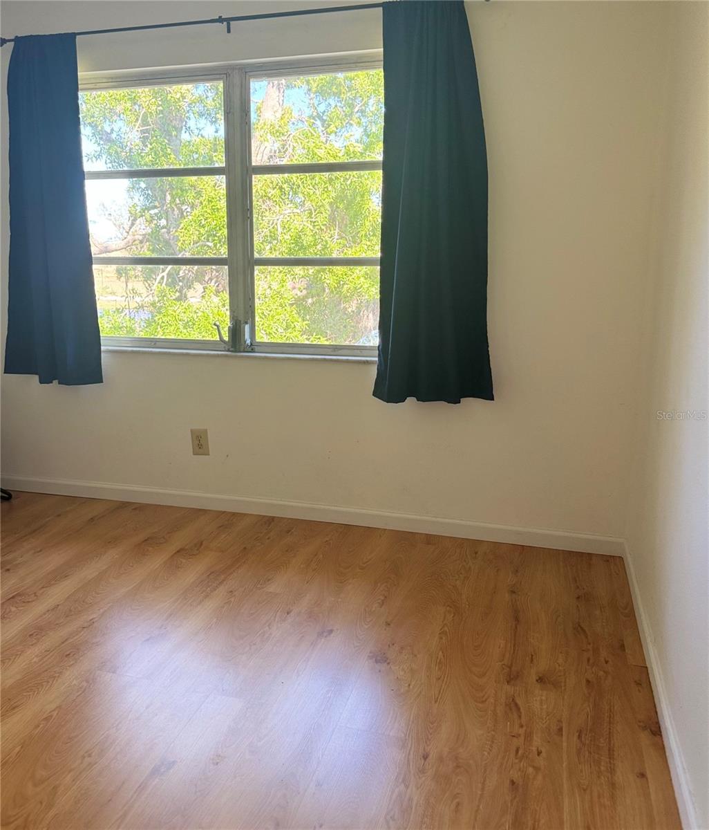 FAIRWAY OAKS - Residential