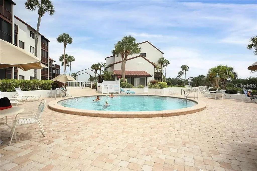 CASTEL DEL MARE - Residential Lease