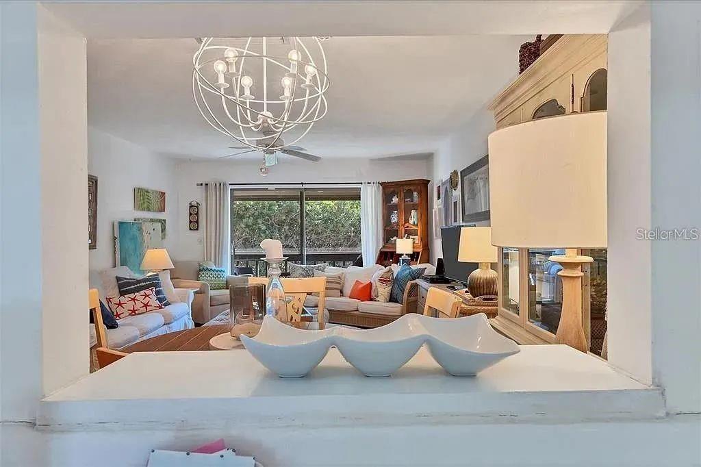 CASTEL DEL MARE - Residential Lease