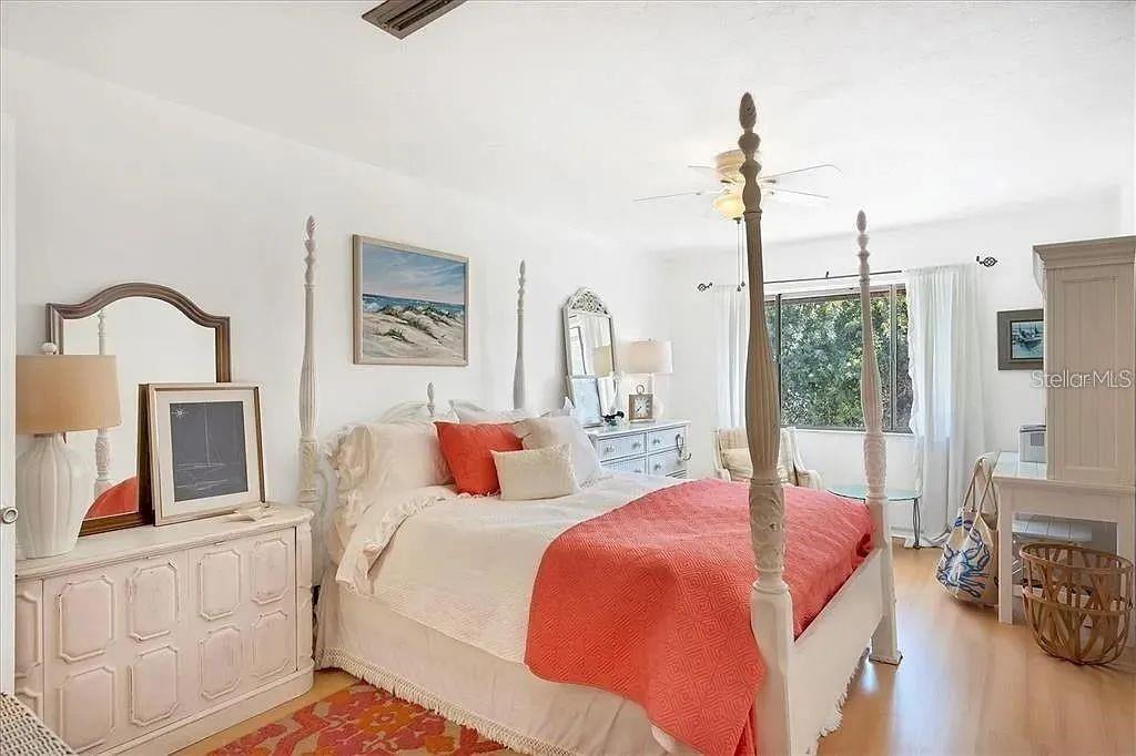 CASTEL DEL MARE - Residential Lease