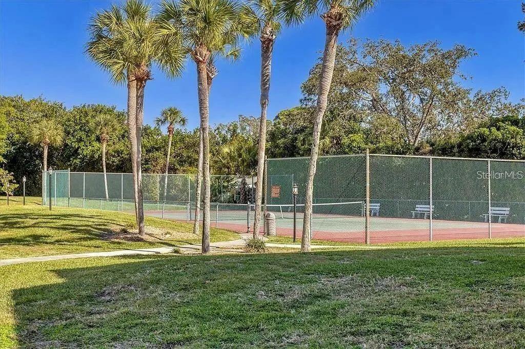 CASTEL DEL MARE - Residential Lease