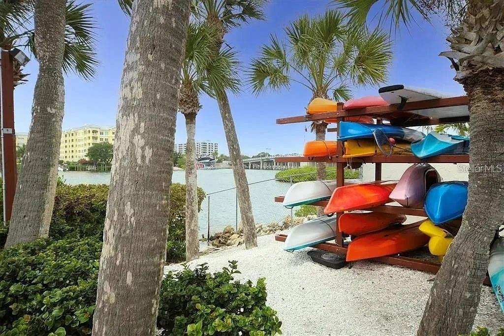 CASTEL DEL MARE - Residential Lease