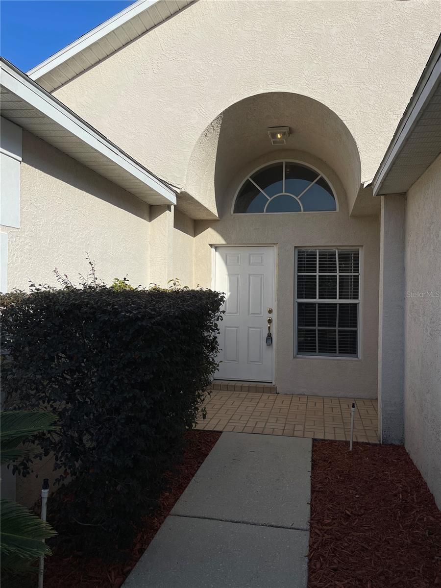 MEADOW POINTE PARCEL 17 UNIT 1 - Residential Lease