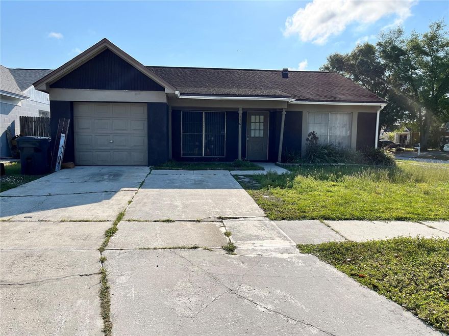 Charming 3BR/2BA Home on a Corner Lot in Riverdale Subdivision. Features include 1-Car Attached Garage, 2-Car Driveway, covered front porch, and a Large Screened-in Back Patio overlooking a spacious Fenced Yard. Interior offers ceiling fans in bedrooms, blinds throughout, and a kitchen with new countertops and a large pantry. Washer/Dryer Hookups available. Conveniently located near Busch Gardens, Riverhills Park, I-75, I-4, Amazon Center TPA4 and Downtown Tampa. Pets subject to owner approval.