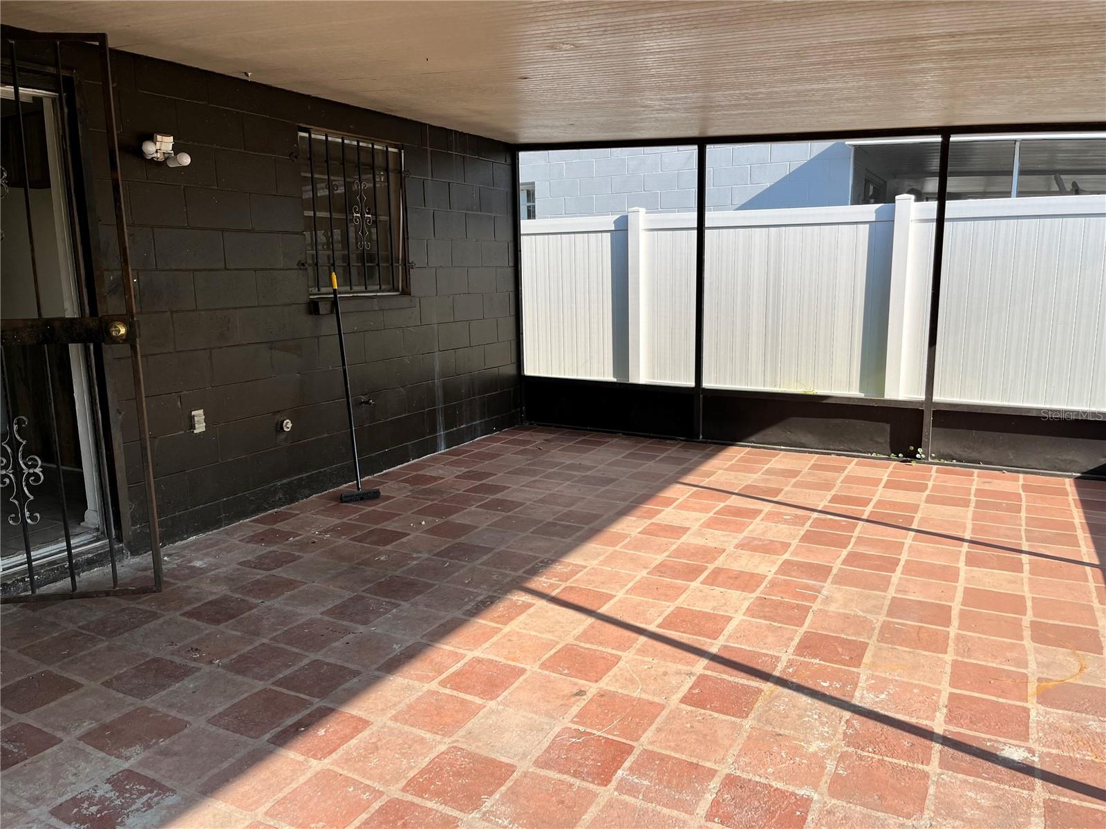 RIVERDALE SUB PH 2 - Residential Lease