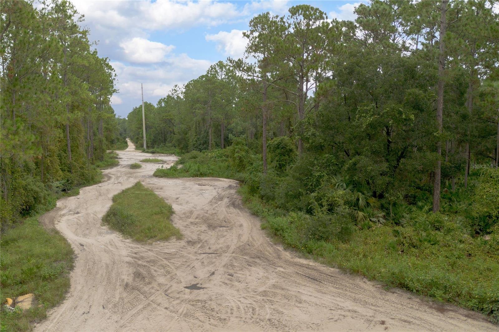 DAYTONA PARK ESTATES REP SEC E - Land
