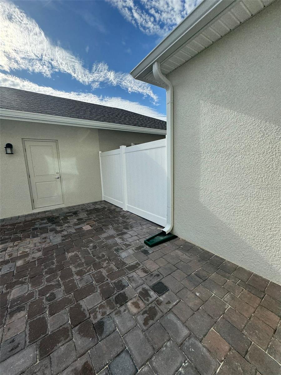 STOREY GROVE PHASE 4 106/136 LOT 347 - Residential Lease