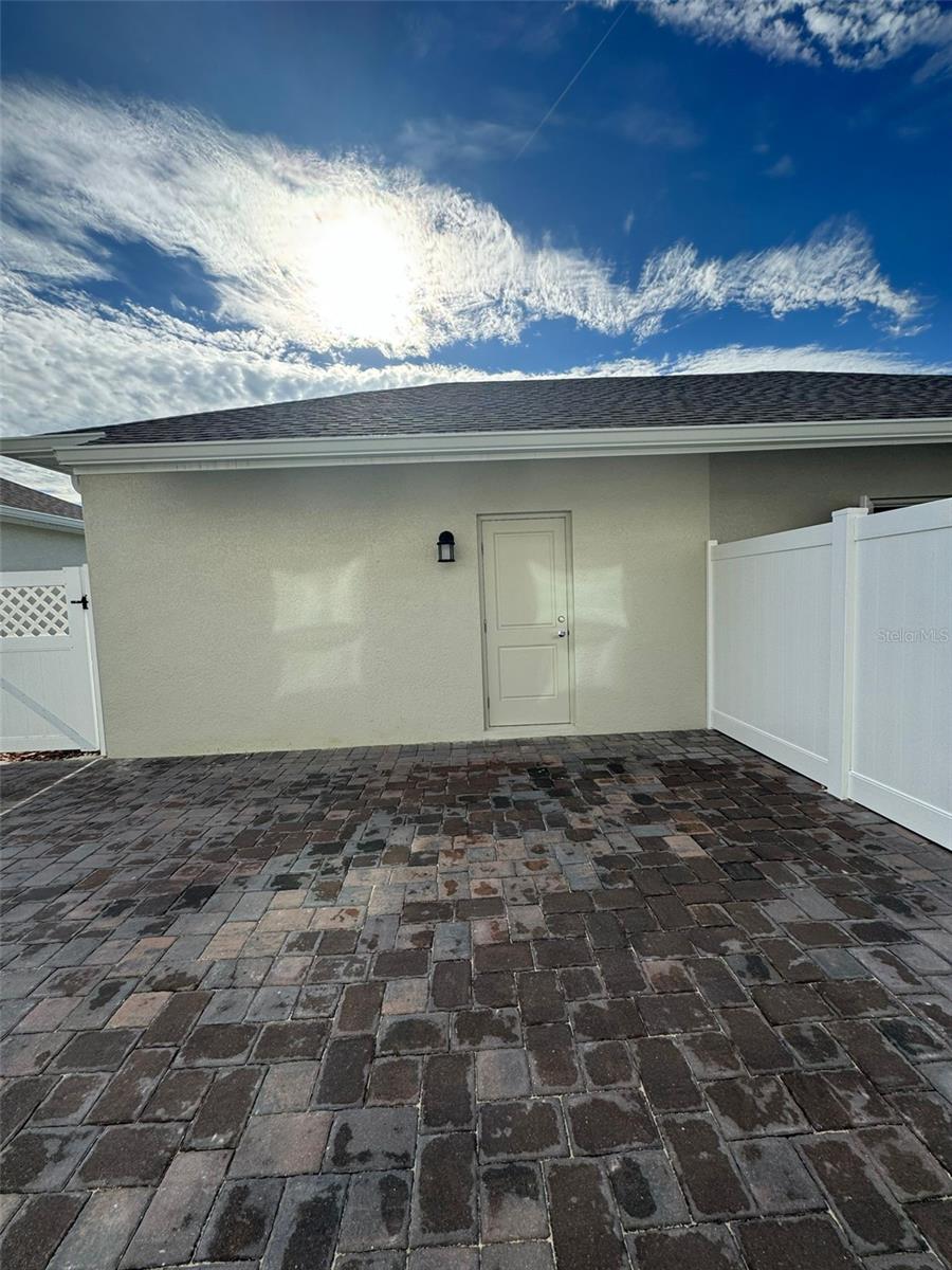 STOREY GROVE PHASE 4 106/136 LOT 347 - Residential Lease