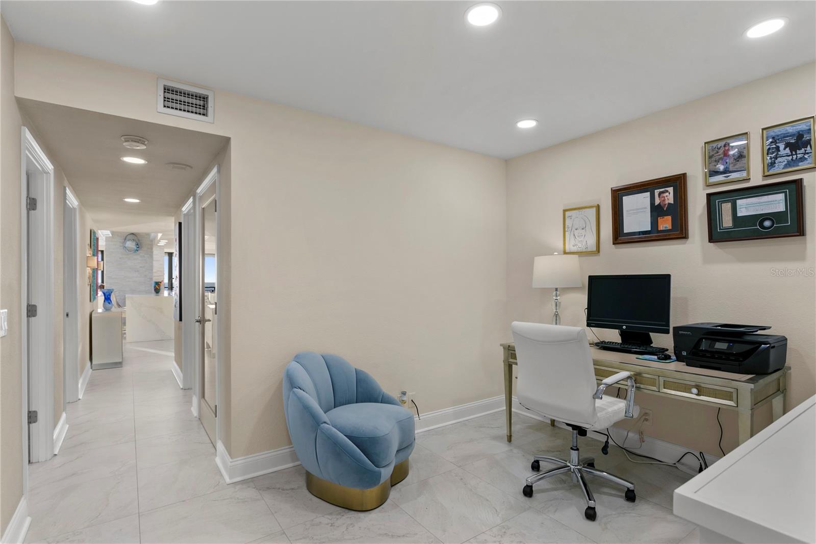 SAN SEAIR CONDO - Residential